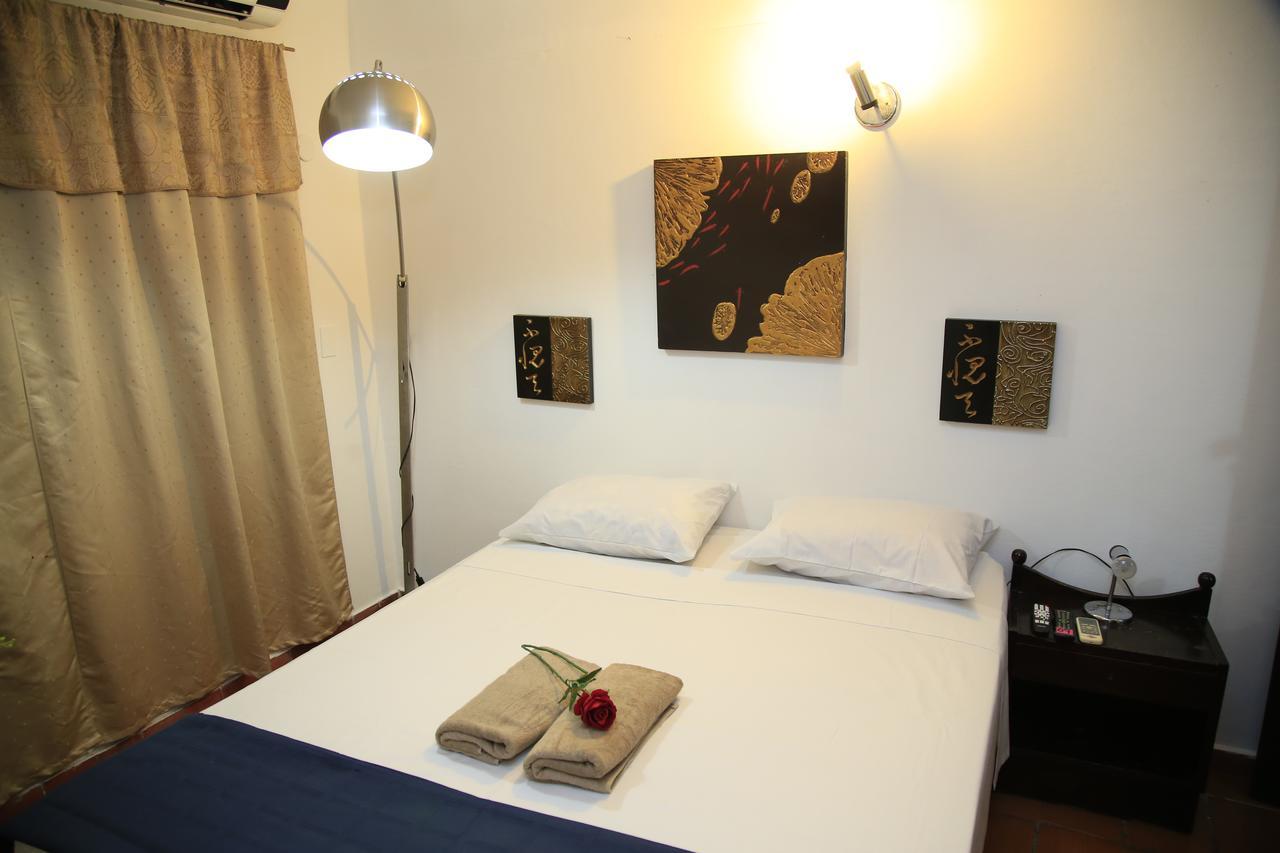 Costanera Hostel Ασουνσιόν Εξωτερικό φωτογραφία