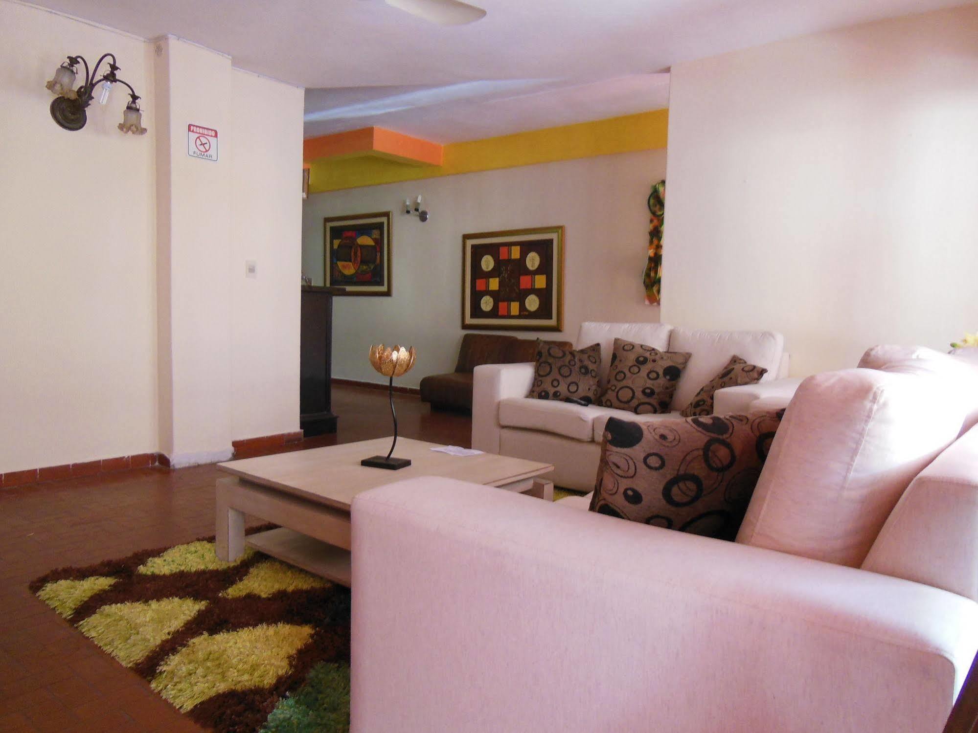 Costanera Hostel Ασουνσιόν Εξωτερικό φωτογραφία