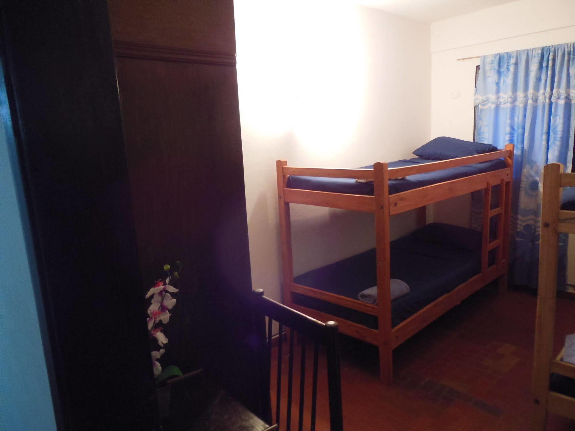 Costanera Hostel Ασουνσιόν Εξωτερικό φωτογραφία