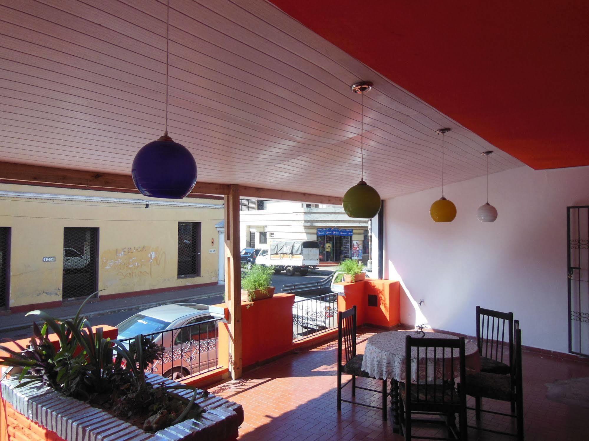 Costanera Hostel Ασουνσιόν Εξωτερικό φωτογραφία