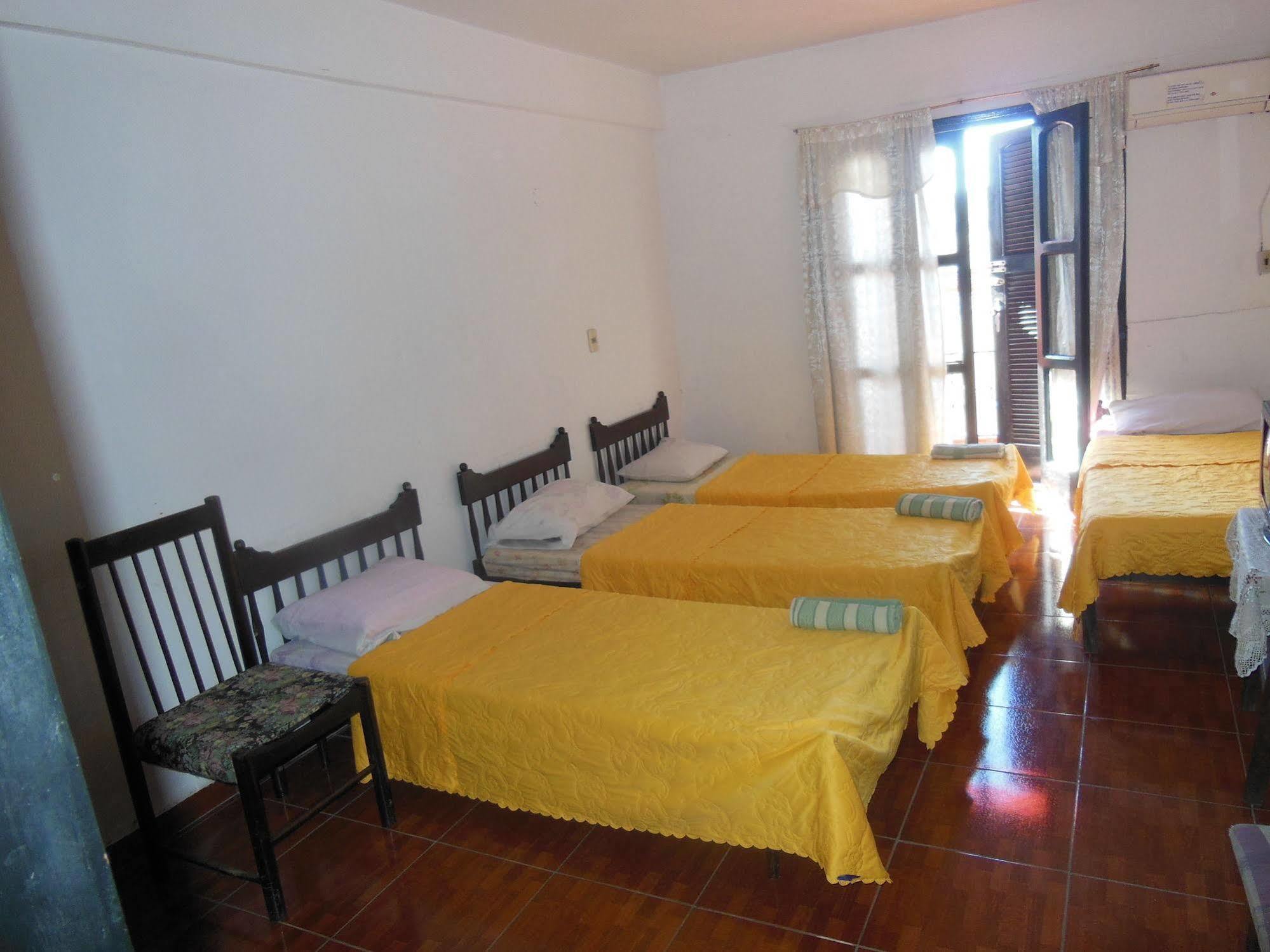Costanera Hostel Ασουνσιόν Εξωτερικό φωτογραφία