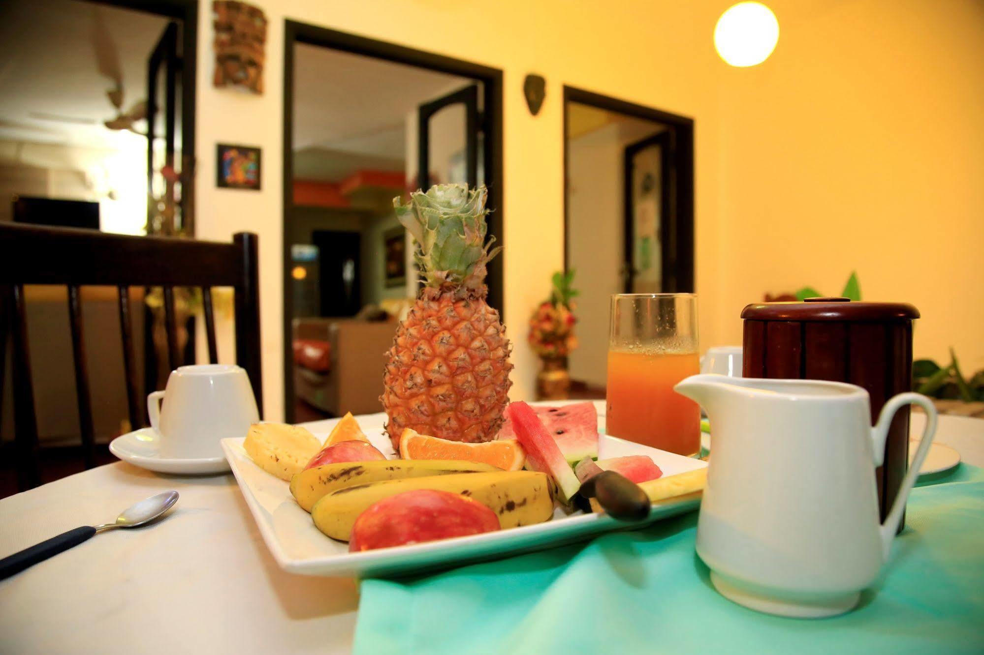 Costanera Hostel Ασουνσιόν Εξωτερικό φωτογραφία