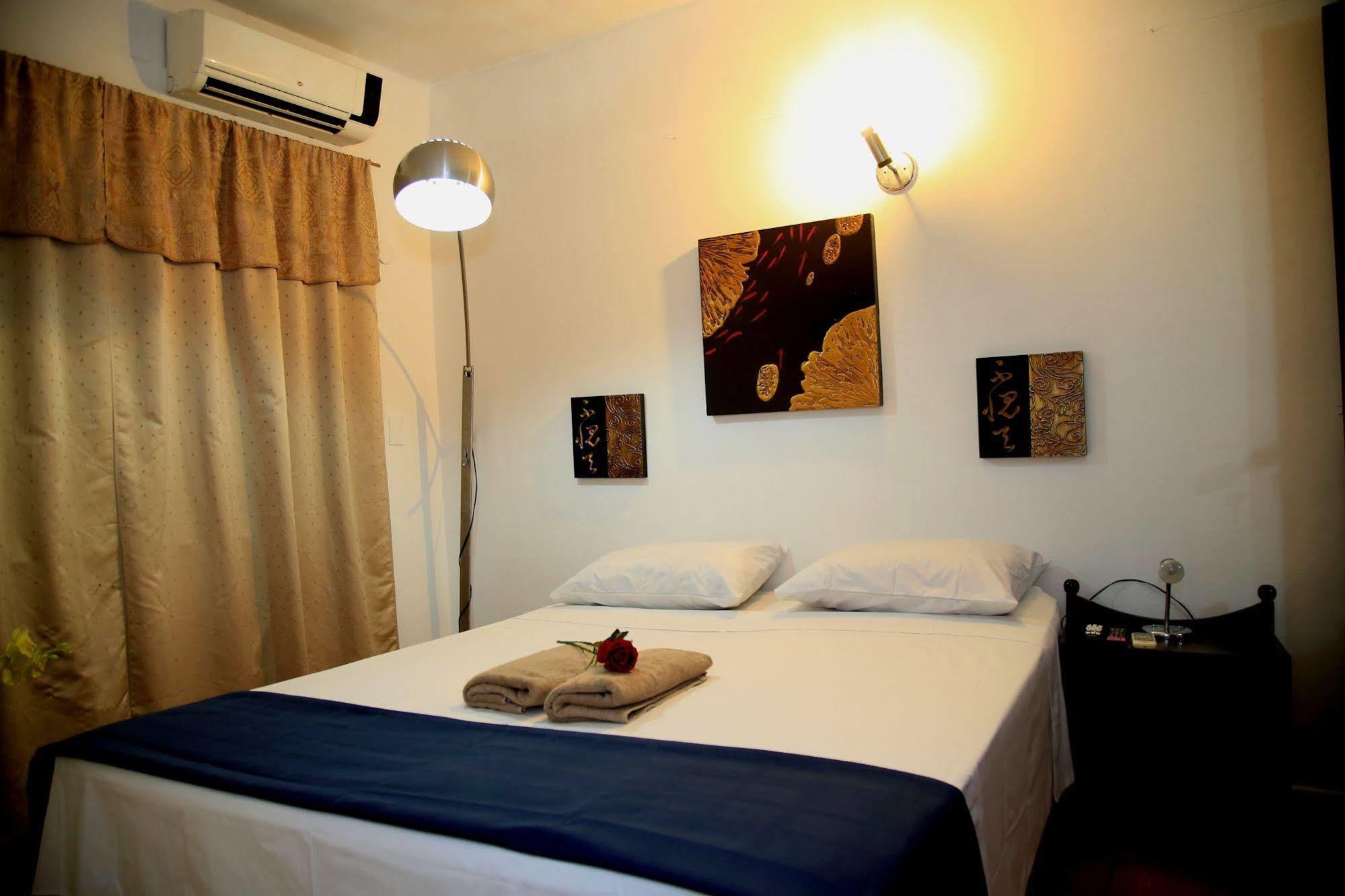 Costanera Hostel Ασουνσιόν Εξωτερικό φωτογραφία